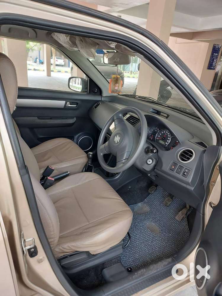 Excellent Condition Golden Colour Swift Dzire 2011 Vxi