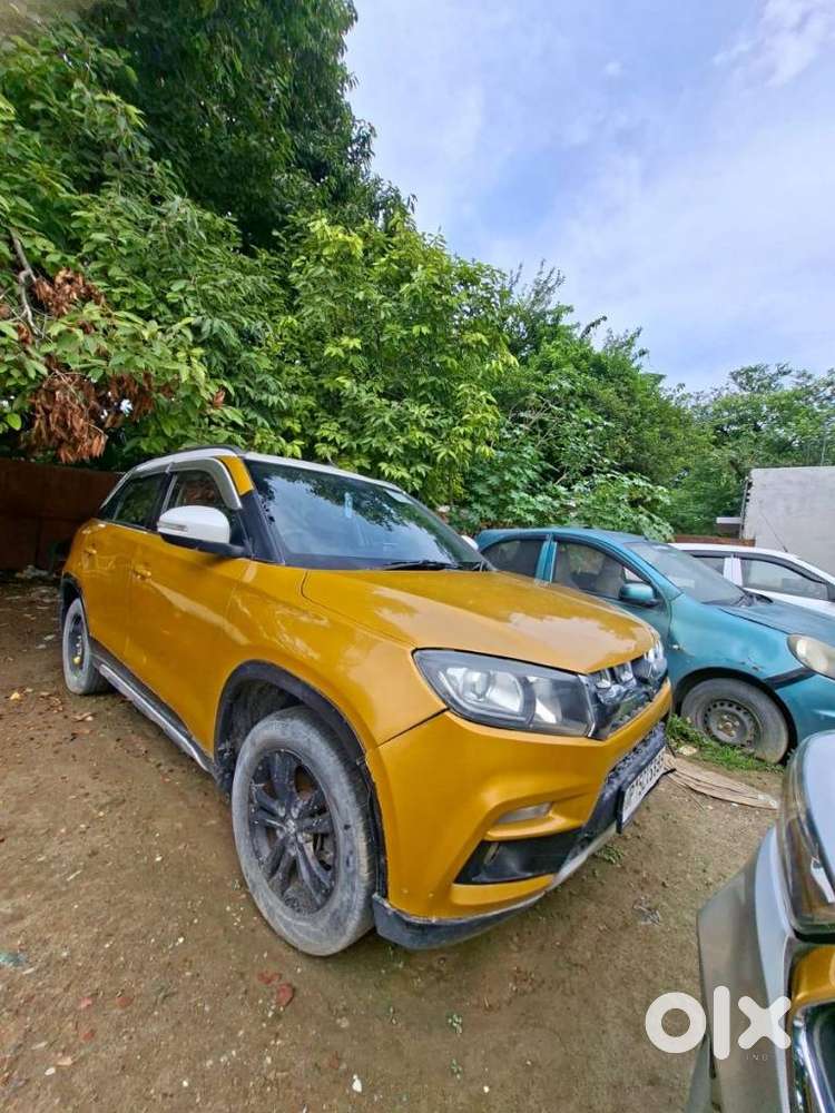 Maruti Suzuki Brezza Zdi+ Dual Tone, 2019, Diesel