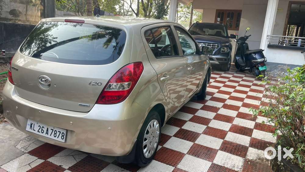 Hyundai I20 Petrol 150000 Km Driven