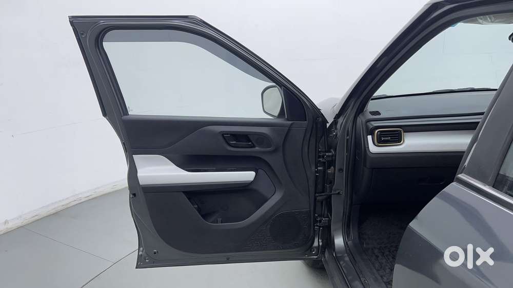 Tata Punch Accomplished Mt Sunroof, 2024, Petrol