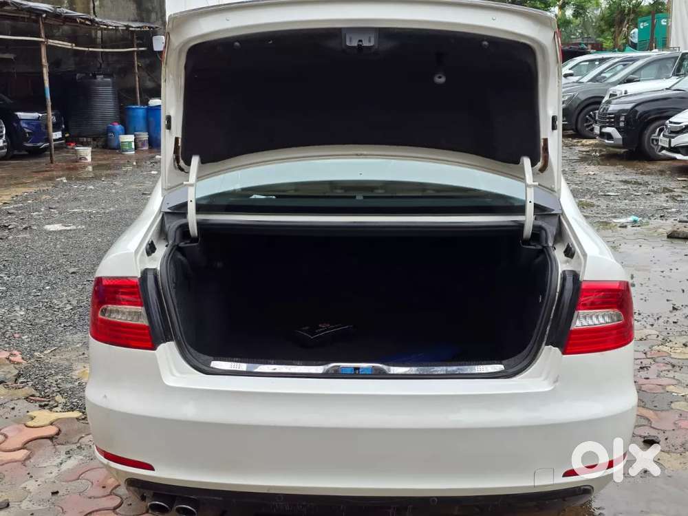 Skoda Superb, 2014, Petrol
