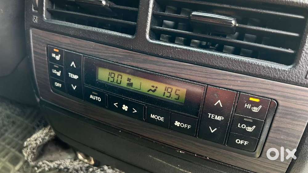 Toyota Land Cruiser [2015-2020] 4.5 Vx Lc 200, 2014, Diesel