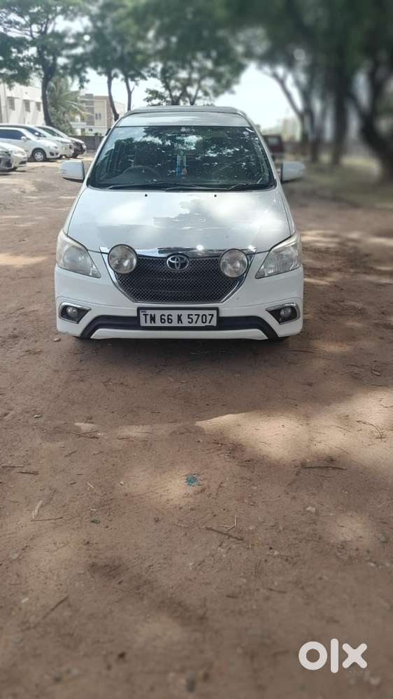Toyota Innova [2013-2016] 2.5 V Diesel 7 Str, 2014, Diesel