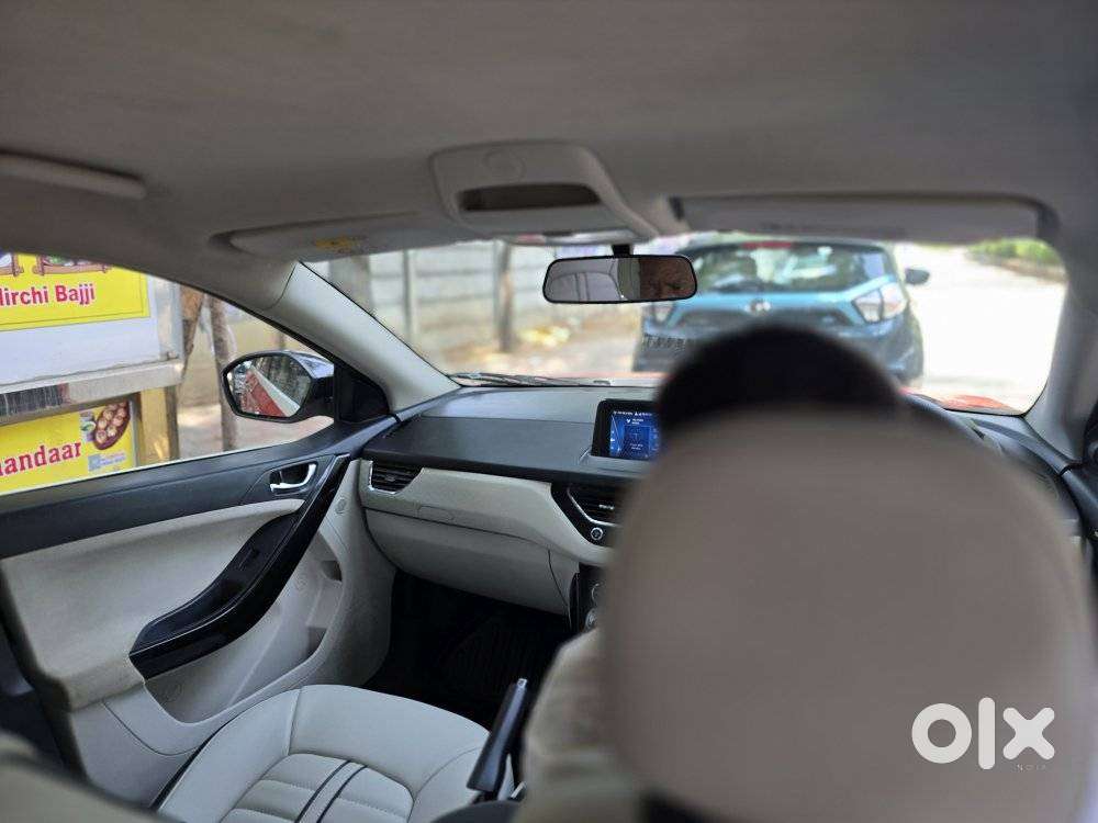 Tata Nexon 1.2 Revotron Xz Plus Dual Tone, 2021, Petrol