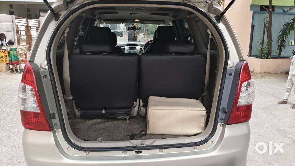 Toyota Innova 2.5 V 7 Str, 2013, Diesel