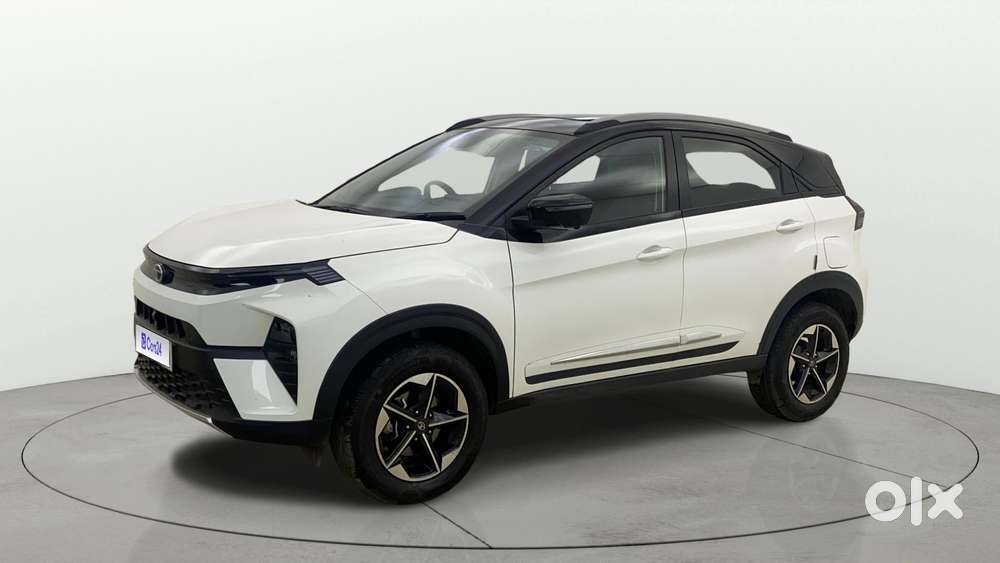 Tata Nexon Fearless S Purple 1.2 Revotron Petrol 6mt Dual Tone, 2025..