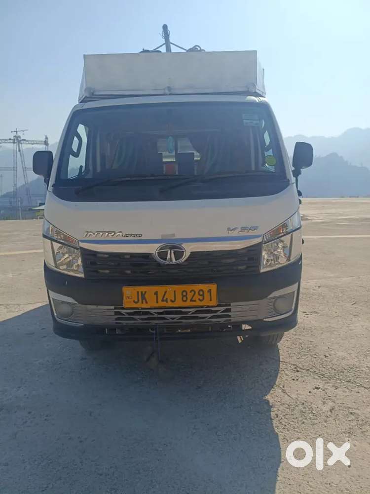 Tata Intra V30 2023 Diesel 40000 Km Driven