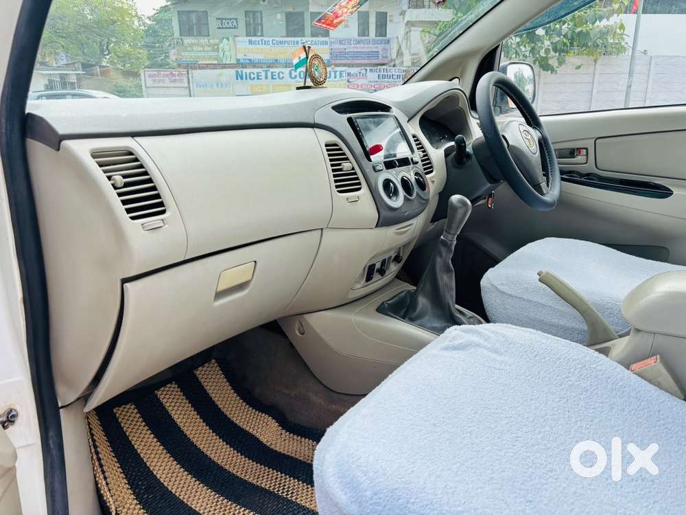 Toyota Innova 2.5 G4 Diesel 7-seater, 2010, Diesel