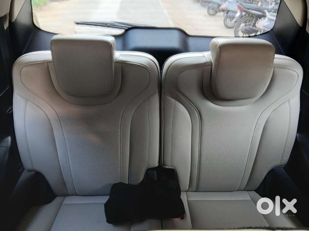 Mahindra Xuv700 2.2 Ax 7 Diesel Mt Str, 2022, Diesel