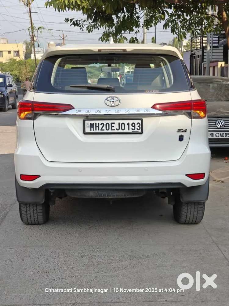 Toyota Fortuner 2017 Diesel 150000 Km Driven