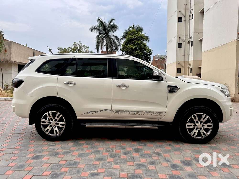 Ford Endeavour 3.2 Titanium 4x4 At, 2017, Diesel