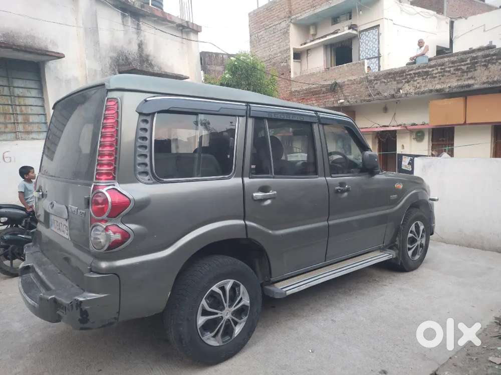 Mahindra Scorpio Classic 140000 Diesel