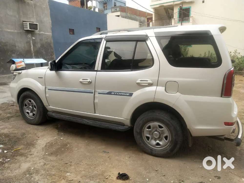 Tata Safari Storme 2016 Diesel Manual Second Owner