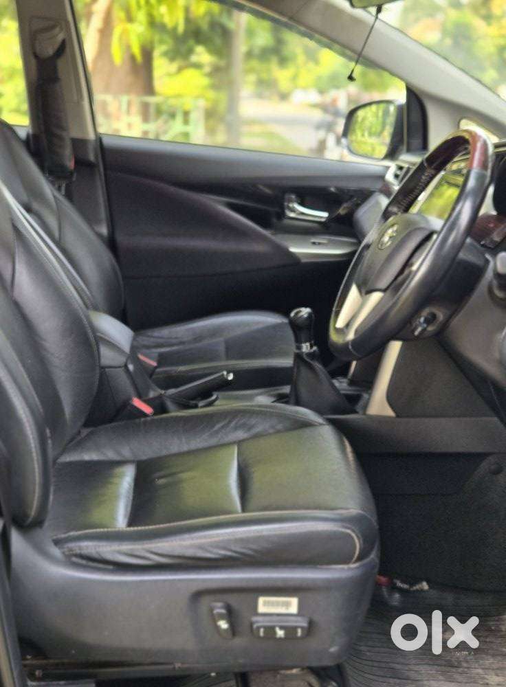 Toyota Innova Crysta 2.4 Zx Mt, 2018, Diesel