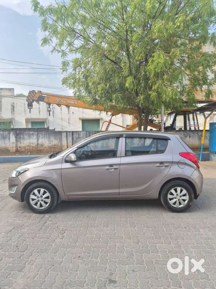 Hyundai I20 Sportz 1.2 Bs-iv, 2012, Diesel