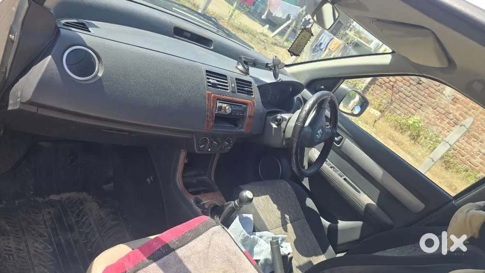 Maruti Suzuki Dzire 1.2 2011