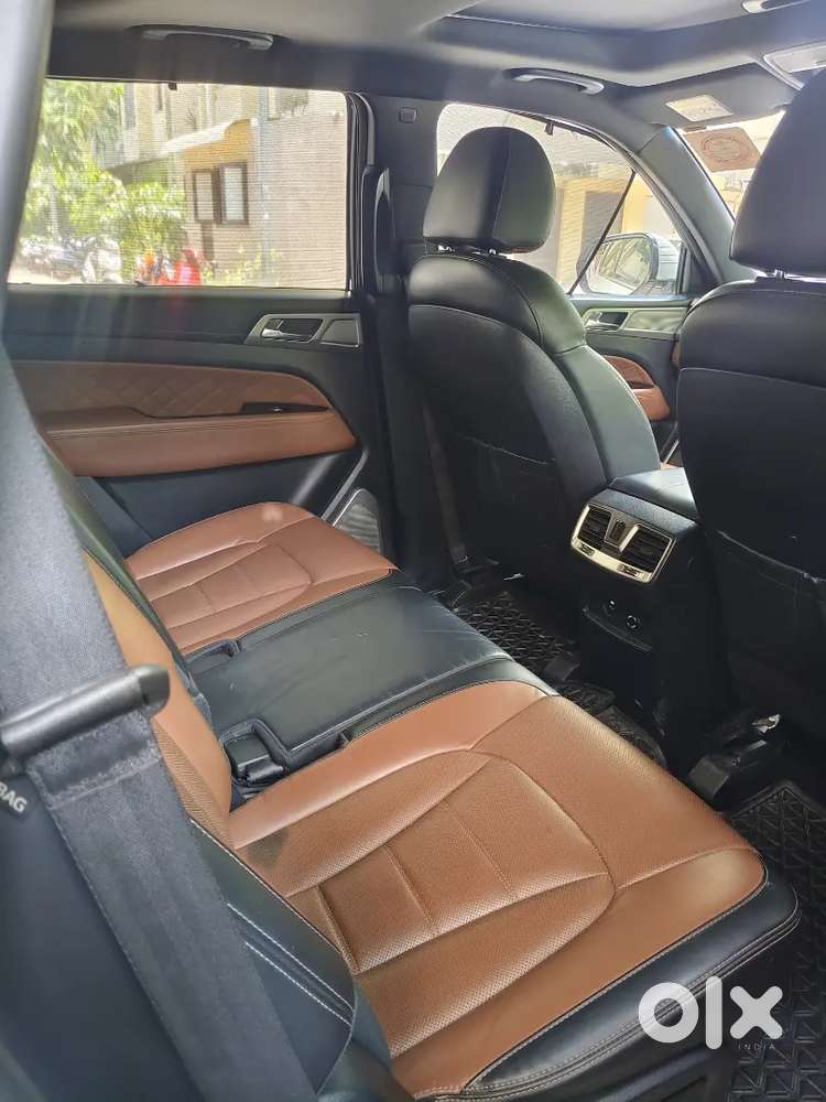 Mahindra Alturas G4 2019