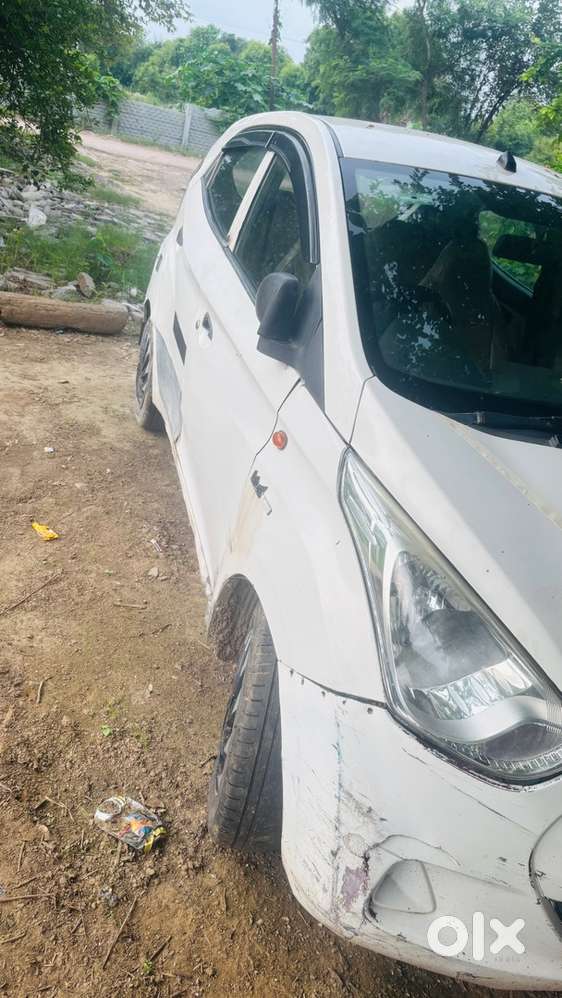 Hyundai Eon Petrol 127000 Km Driven