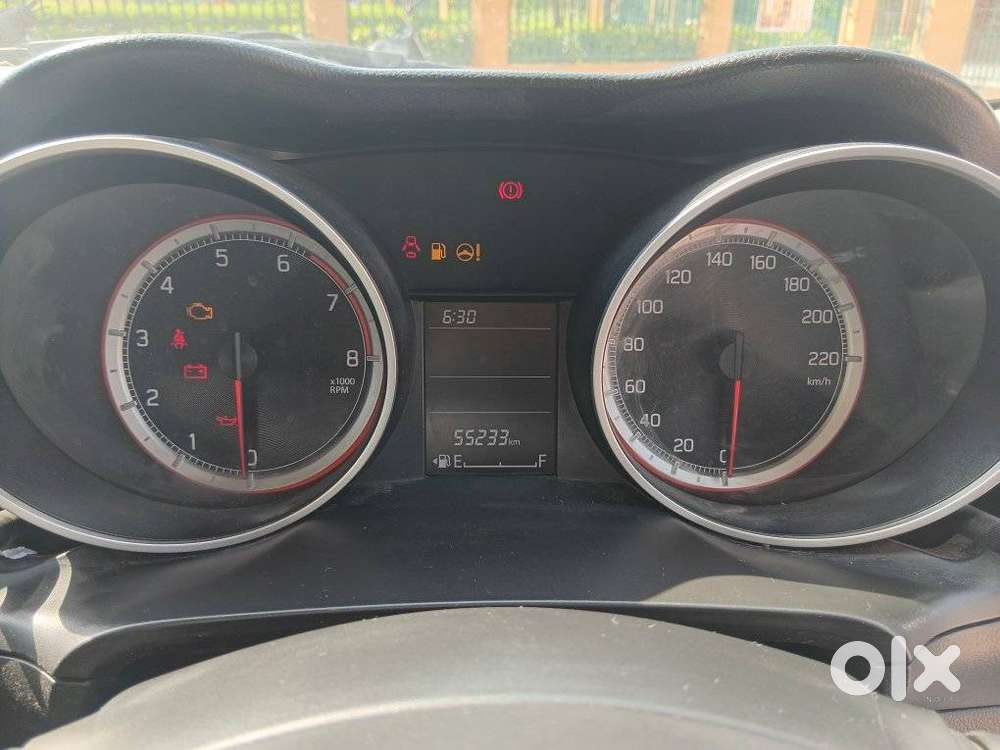 Maruti Suzuki Swift Vxi + Manual, 2018, Petrol