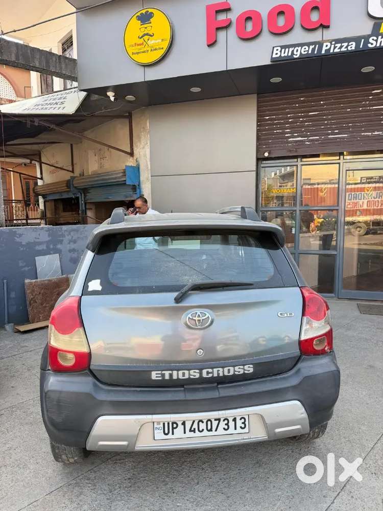 Toyota Etios Cross 2015 Diesel 135000 Km Driven