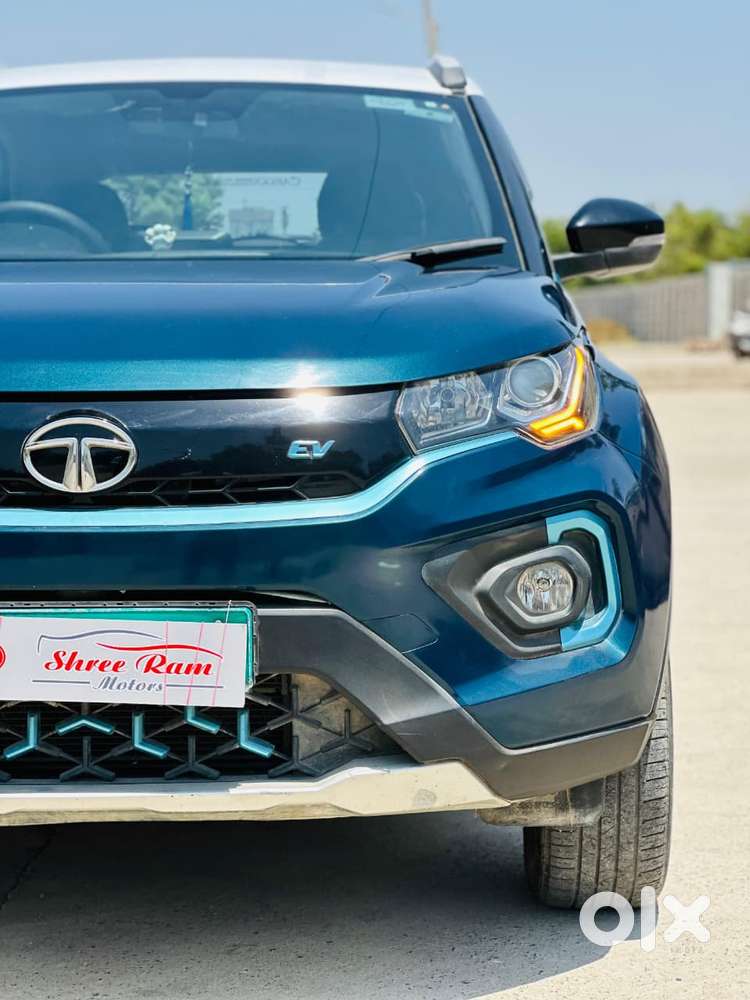 Tata Nexon Ev Xz Plus, 2022, Petrol