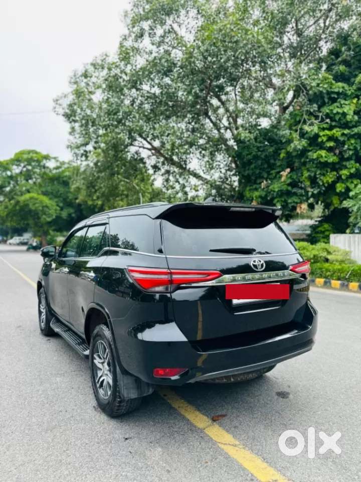 Toyota Fortuner 4x2 At 2.7 Petrol, 2025, Petrol