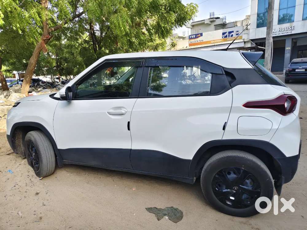 Tata Punch Revotron Adventure Plus 2025