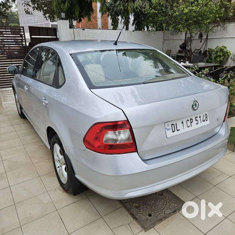 Skoda Rapid 2013-2016 1.6 Mpi At Elegance, 2013, Petrol