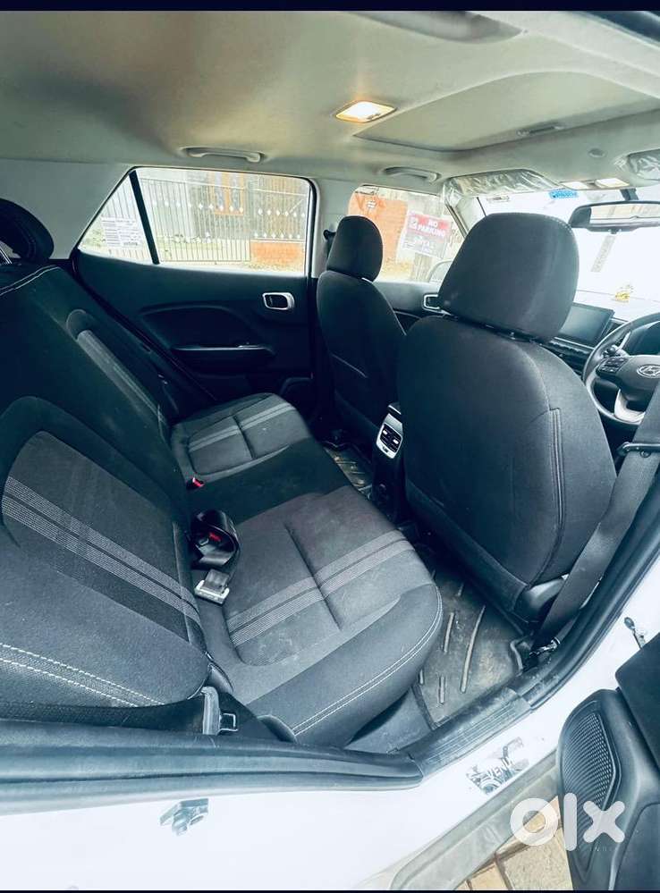 Hyundai Venue 2019 Petrol Well Maintained