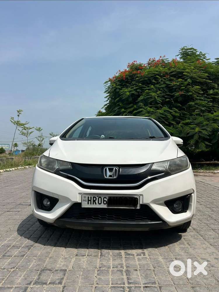 Honda Jazz V Automatic, 2016, Petrol
