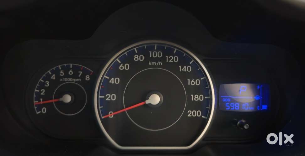 Hyundai I10 Asta Sunroof At, 2011, Petrol