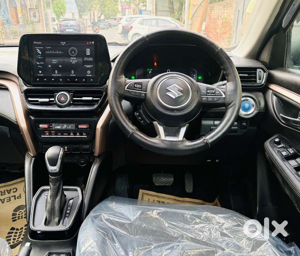 Maruti Suzuki Grand Vitara 1.5 Zeta Plus Dual Tone Intelligent Hybri..