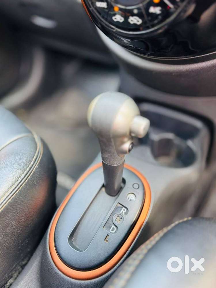 Nissan Micra Xv Cvt, 2017, Petrol
