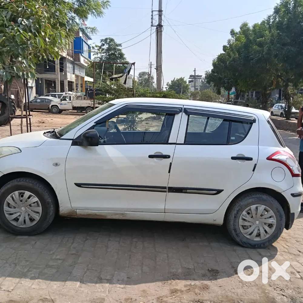 Swift Maruti Suzuki 2014