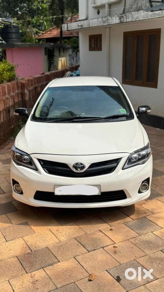 Toyota Corolla Altis 2010 Petrol