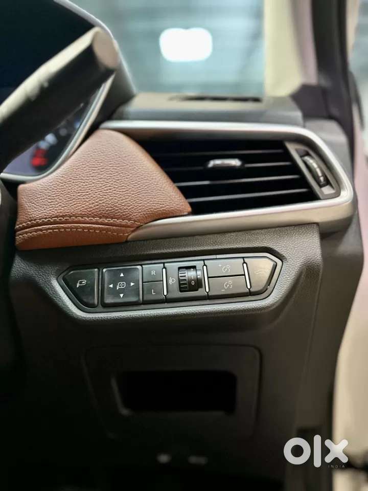 Mg Hector Plus 1.5 Sharp Turbo Cvt 6 Str, 2022, Petrol