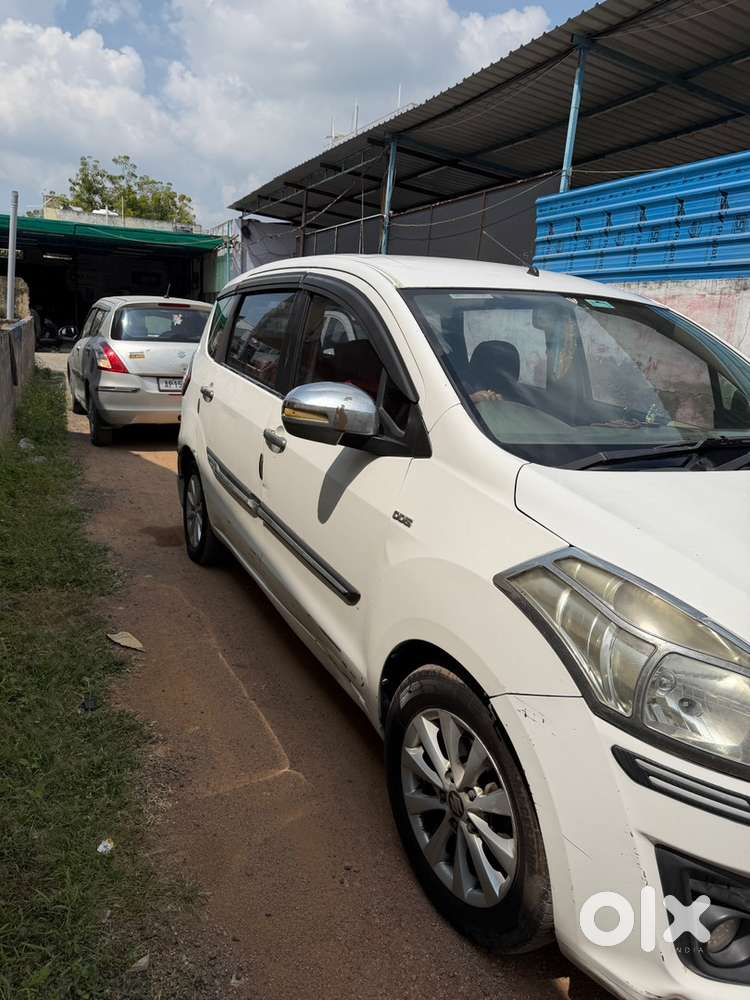Maruti Suzuki Ertiga 2013