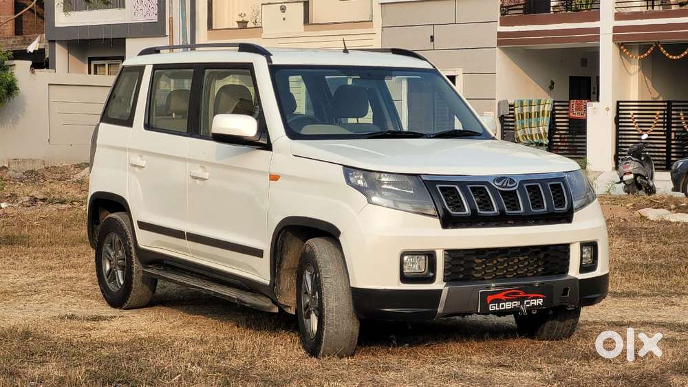 Mahindra Tuv 300 T10, 2019, Diesel