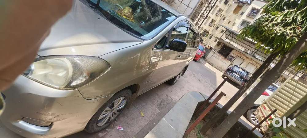 Toyota Innova 2009 Diesel 85000 Km Driven Well Maintained
