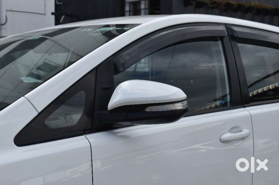 Toyota Innova Crysta 2.4 G Mt 8s, 2017, Diesel