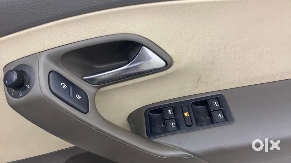 Volkswagen Vento 2010-2013 Petrol Highline, 2014, Petrol