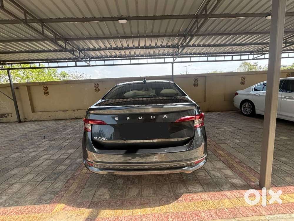 Skoda Slavia 2023 Petrol Well Maintained