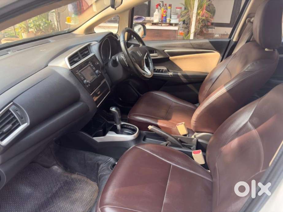 Honda Jazz V Cvt, 2017, Petrol