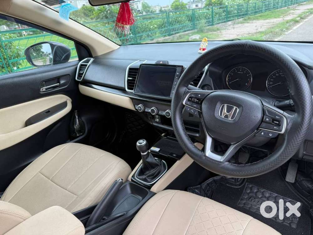 Honda City 2024 Petrol Well Maintained Showroom Condition