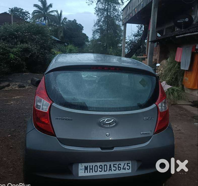 Hyundai Eon Magna + 2014 Petrol Well Maintained