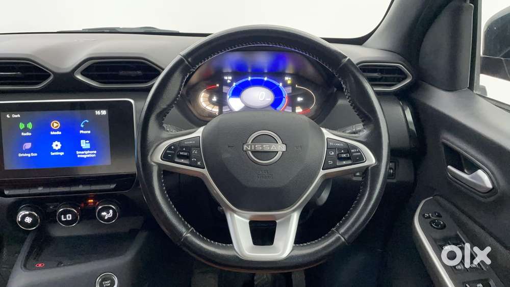Nissan Magnite 1.0 Xv Premium Turbo Cvt, 2022, Petrol