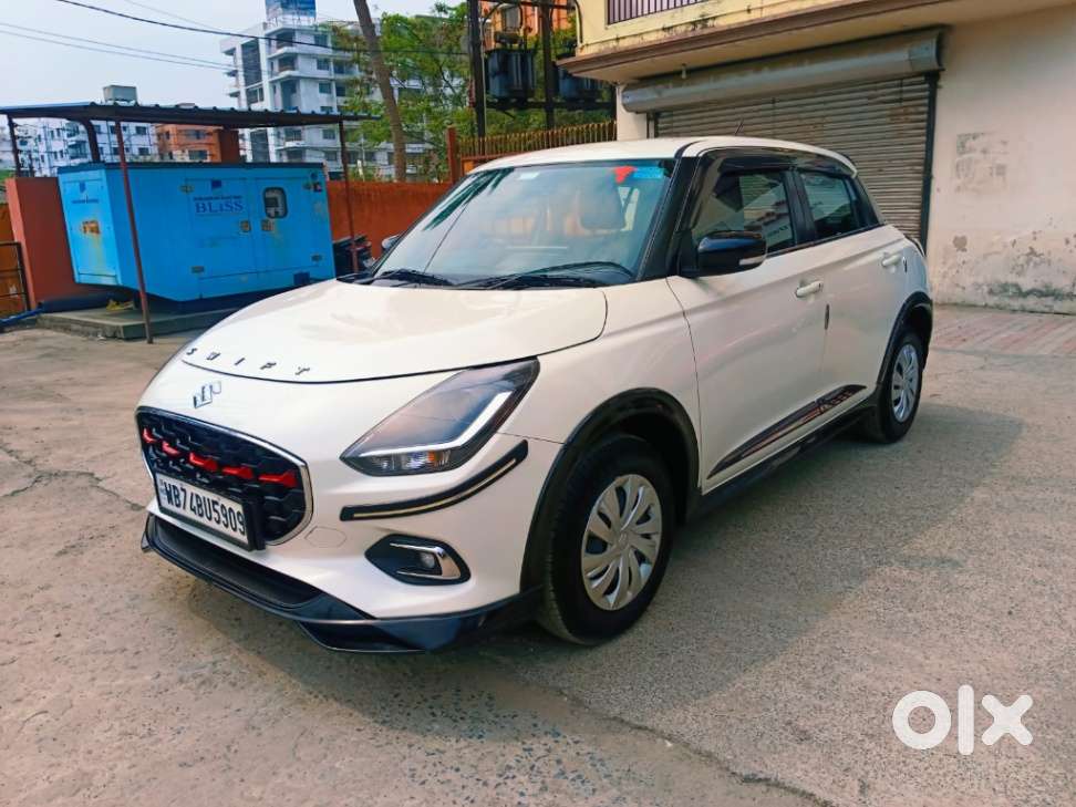 Maruti Suzuki Swift 1.2 Vxi (o), 2024, Petrol