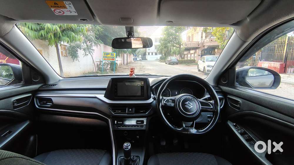 Maruti Suzuki Brezza 1.5 Vxi Smart Hybrid, 2023, Petrol