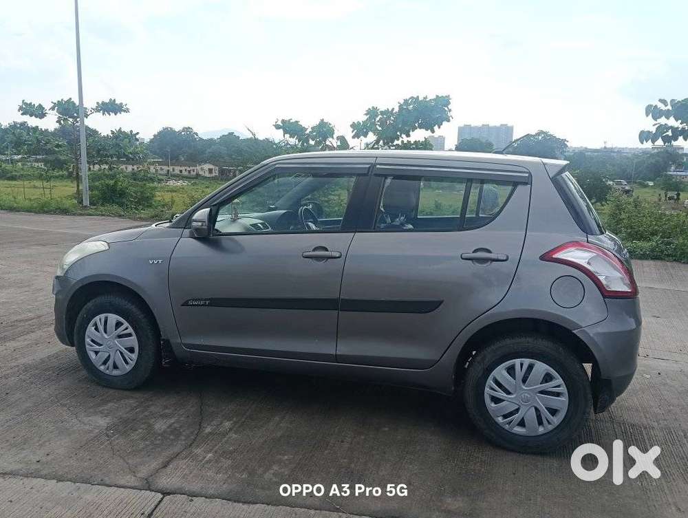 Maruti Suzuki Swift Vxi Abs Bsiv, 2016, Petrol