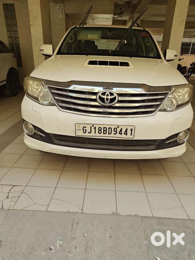 Toyota Fortuner 4*4 At 2015 Diesel Well Maintained With Company Record